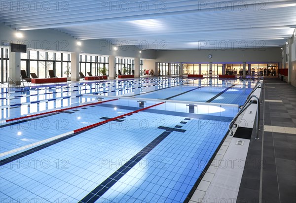 Swimming pool of the reopened Tiergarten municipal swimming pool, Berlin, 22/01/2024