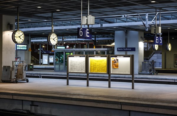 Empty platforms at Südkreuz station. The fourth train drivers' strike by the German Train Drivers'