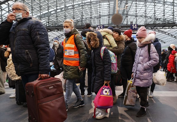 Refugees from Ukraine arrive at Berlin Central Station, 01/03/2022