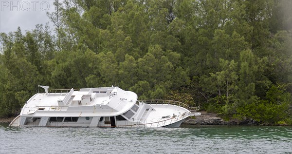 Shipwreck after Hurricane Bermuda
