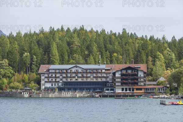 Eibsee, Eibsee-Hotel Grainau, Werdenfelser Land, Upper Bavaria, Bavaria, Germany, Europe
