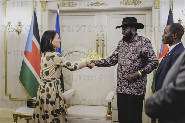 (L-R) Annalena Bärbock (Alliance 90/The Greens), Federal Foreign Minister, and Salva Kiir Mayardit,