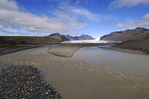 The Skaftafell glacier and Skaftafelsa river with surrounding hills including Kristinartindar,