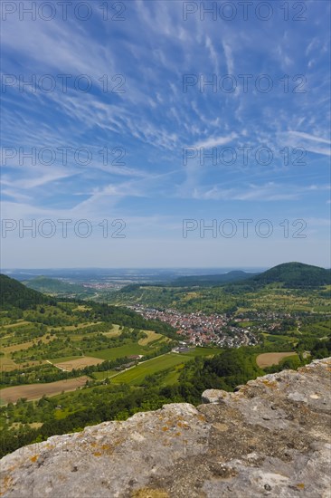 Ruin Reussenstein, ruin of a rock castle above Neidlingen, rock above the Neidlingen valley,