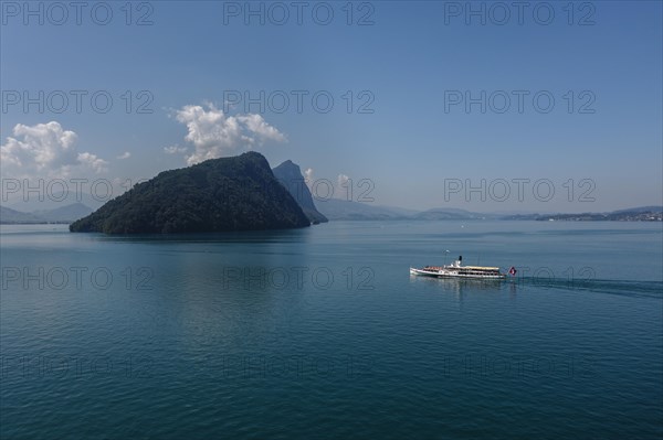 Paddle steamer on Lake Lucerne, Canton of Lucerne, Switzerland, Lake Lucerne, Lucerne, Switzerland,