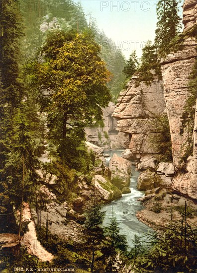Edmund's Gorge, Kamnitz Gorge, Elbe Sandstone Mountains between Srbska Kamenice, Windisch-Kamnitz,
