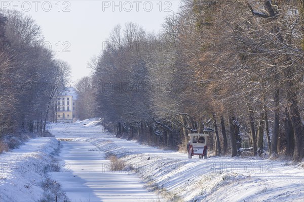 Carriage ride along the canal between the hunting lodge and the Fasanenschloesschen, Moritzburg,