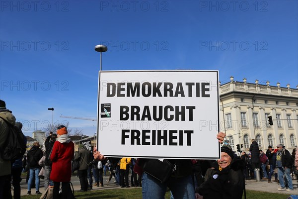 Large demonstration by critics of the corona measures in Kassel: Protests took place simultaneously