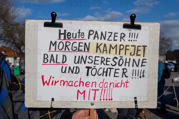 Demonstration in Landau in der Pfalz in favour of peace negotiations, affordable energy and living