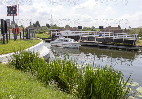 Gloucester and Sharpness Canal, Purton, Gloucestershire, England, UK boat passing through open