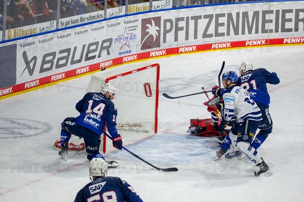26.01.2024, DEL, German Ice Hockey League, Matchday 41) : Adler Mannheim against Iserlohn Roosters
