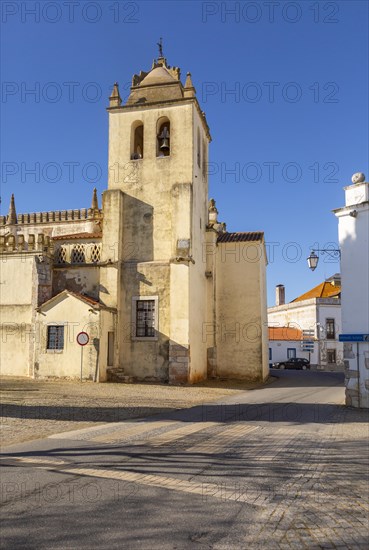 Church Igreja Matriz de Nossa Senhora da Assuncaoin, village of Alvito, Beja District, Baixo