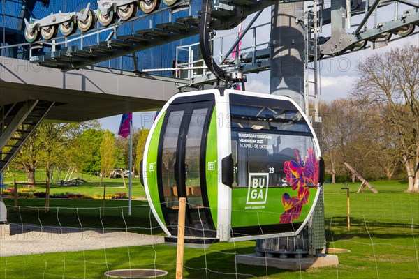 BUGA (Federal Garden Show) Mannheim 2023: The cable car connects the two exhibition grounds