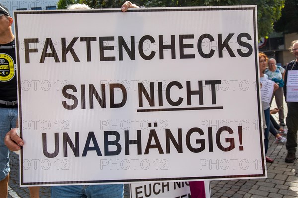 Lateral thinking demo in Darmstadt, Hesse: The demonstration was directed against the corona