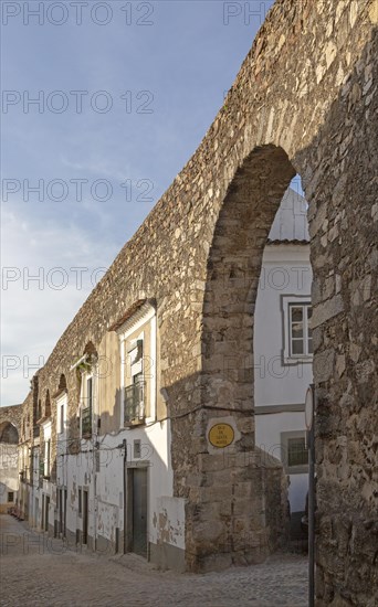 Historic 16th century Aqueduct, Aqueduto da Agua de Prata, designed by Francisco de Arruda