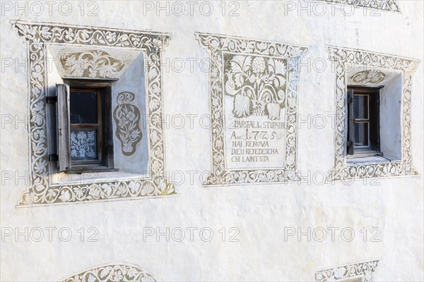 Window, historic house, sgraffito, facade decorations, Guarda, Engadin, Grisons, Switzerland,