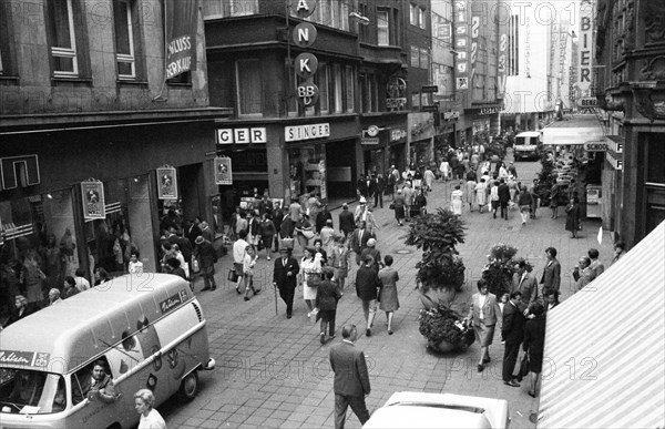 DEU, Germany, Dortmund: Personalities from politics, business and culture from the years 1965-71.