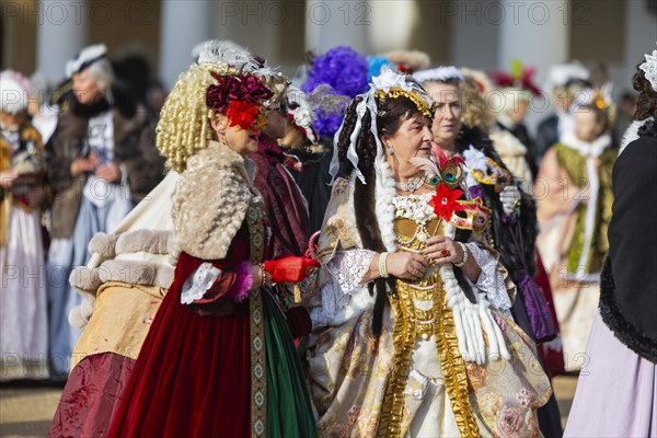 LUST & PASSION & JOY OF LIFE, for the joy of the masquerade, the Elbvenezian Carnival took place in