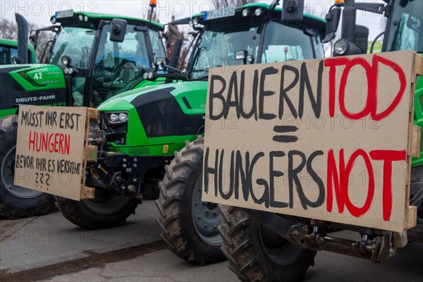 Farmers' protests in Ludwigshafen am Rhein: large demonstration by farmers from the Southern