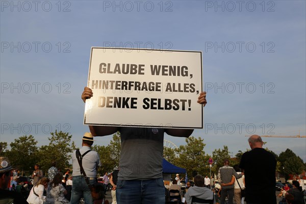 Monday demonstration against the corona measures in Bad Duerkheim under the motto Talking together,
