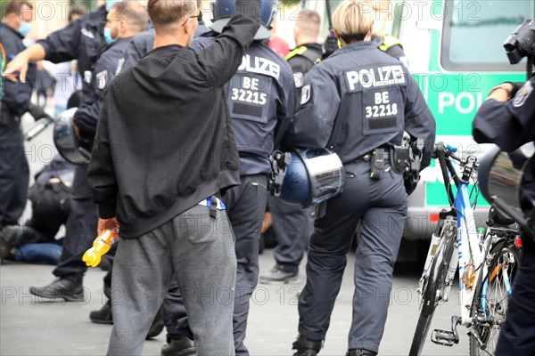 Berlin: The planned lateral thinkers' demonstration for peace and freedom against the German
