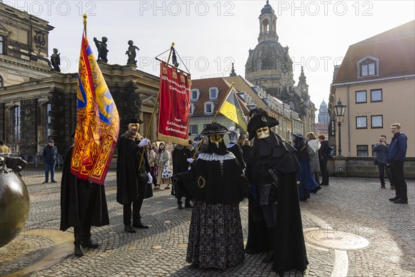 LUST & PASSION & JOY OF LIFE, for the joy of the masquerade, the Elbvenezian Carnival took place in