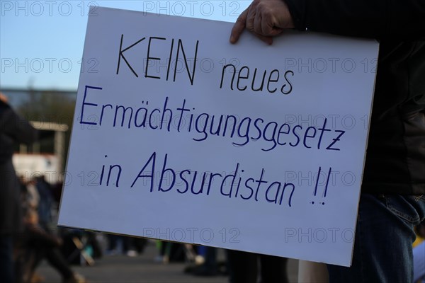 Karlsruhe: Corona protests against the measures taken by the federal government. The protests were
