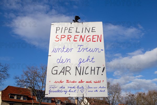 Demonstration in Landau in der Pfalz in favour of peace negotiations, affordable energy and living