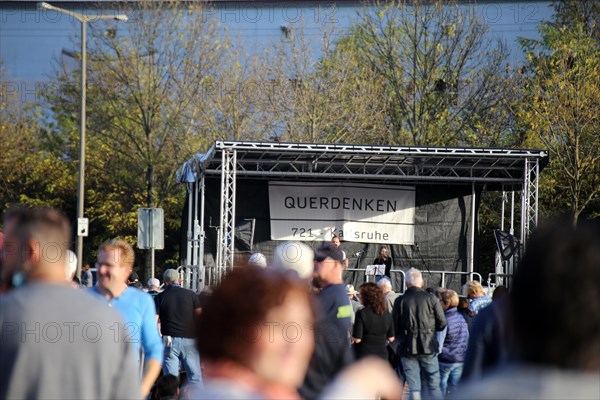 Karlsruhe: Corona protests against the measures taken by the federal government. The protests were