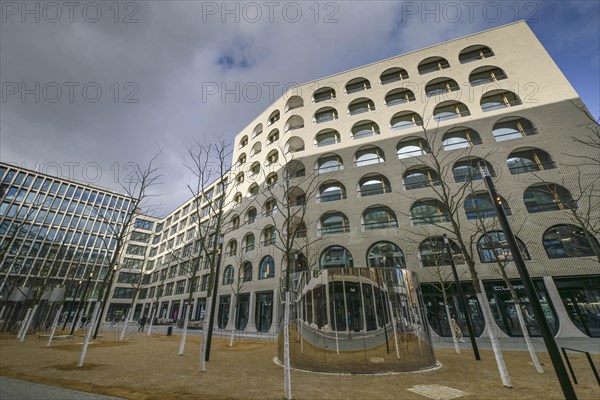 Aaron-Bernstein-Platz, Am Tacheles neighbourhood, Oranienburger Strasse, Mitte, Berlin, Germany,