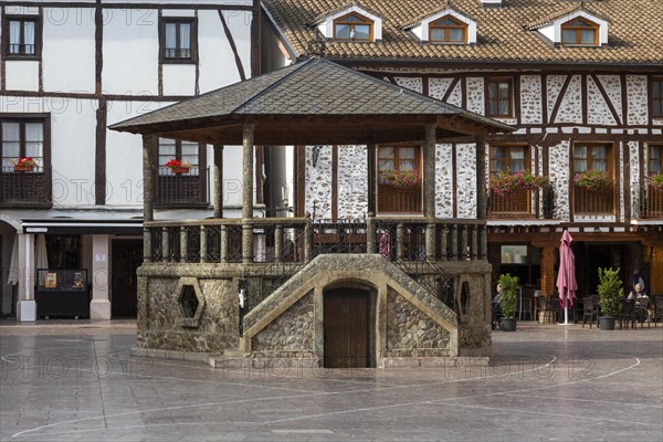 Historic buildings in Plaza Conde de Torremuzquiz, town of Ezcaray, La Rioja Alta, Spain Plaza