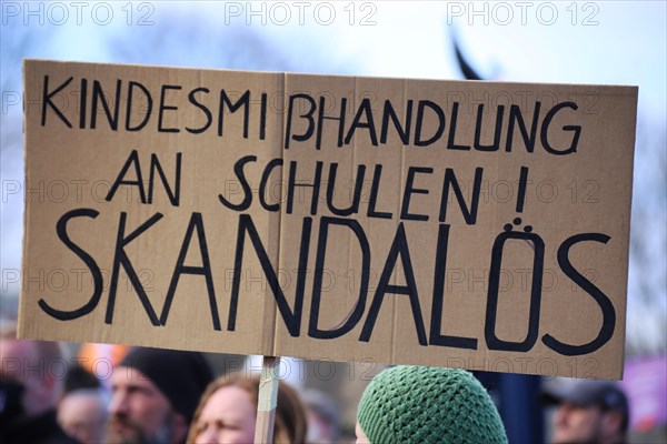 Large demonstration by critics of the corona measures in Kassel: Protests took place simultaneously
