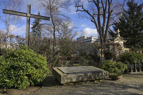 Memorial stone and grave of the resistance fighters against National Socialism,