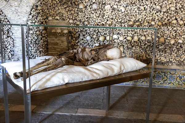 The Chapel of Bones, Capela dos Ossos, city of Evora, Alto Alentejo, Portugal, southern Europe,