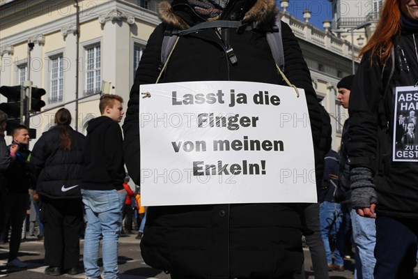 Large demonstration by critics of the corona measures in Kassel: Protests took place simultaneously