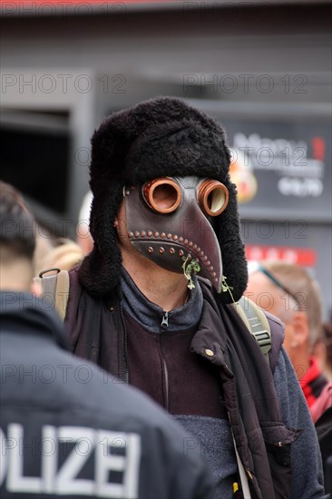 Berlin: The planned lateral thinkers' demonstration for peace and freedom against the German