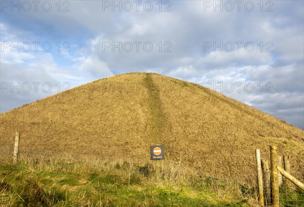No Entry sign neolithic prehistoric mound of Silbury Hill, Wiltshire, England, UK to avoid human