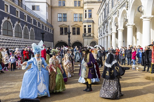 LUST & PASSION & JOY OF LIFE, for the joy of the masquerade, the Elbvenezian Carnival took place in
