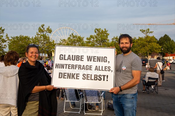 Monday demonstration against the corona measures in Bad Duerkheim under the motto Talking together,