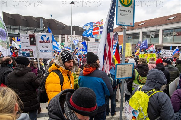 A large peace demonstration took place in Ramstein. Several thousand participants demonstrated
