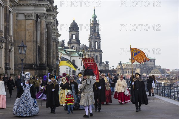 LUST & PASSION & JOY OF LIFE, for the joy of the masquerade, the Elbvenezian Carnival took place in