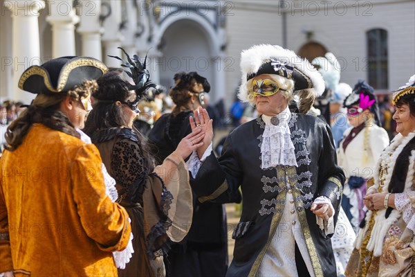 LUST & PASSION & JOY OF LIFE, for the joy of the masquerade, the Elbvenezian Carnival took place in