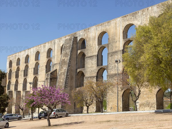 Amoreira aqueduct, Aqueduto da Amoreira, town of Elvas, Alentejo, Portugal, Southern Europe built
