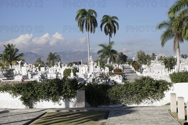 Graves, gravesites, Cementerio de Cristobal Colon, Christopher Columbus Cemetery, 56 ha cemetery,