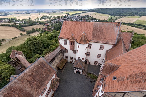 Rondel and battlements of the Zwinger, Zinzendorfbau, Palas with stair tower, new bower, inner
