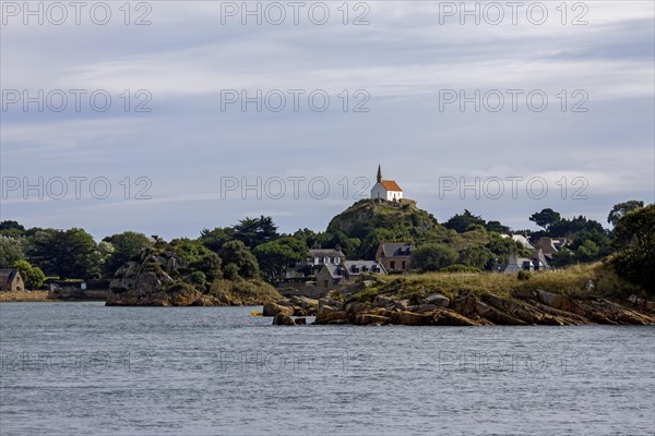 Ile de Brehat, Chapel Saint-Michel (1651) de Brehat, view of the island, Department Cotes-d'Armor,