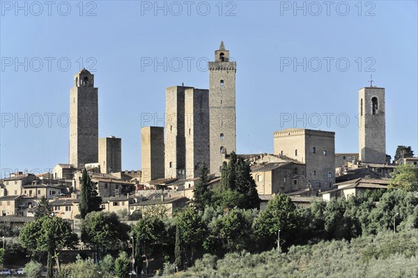 Town view, town scape, cityscape of San Gimignano in autumn, gender towers, countryside, in fall,