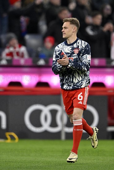 Warm-up training Joshua Kimmich FC Bayern Munich FCB (06) Allianz Arena, Munich, Bavaria, Germany,