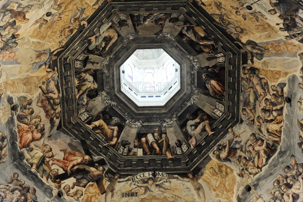 Interior of the Dome of the Basillica di Santa Maria del Fiore, Il Duomo di Firenze, Florence,