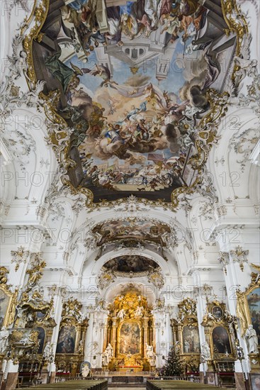 Baroque church, interior view, Marienmuenster, Diessen, Ammersee, Fuenfseenland, Pfaffenwinkel,